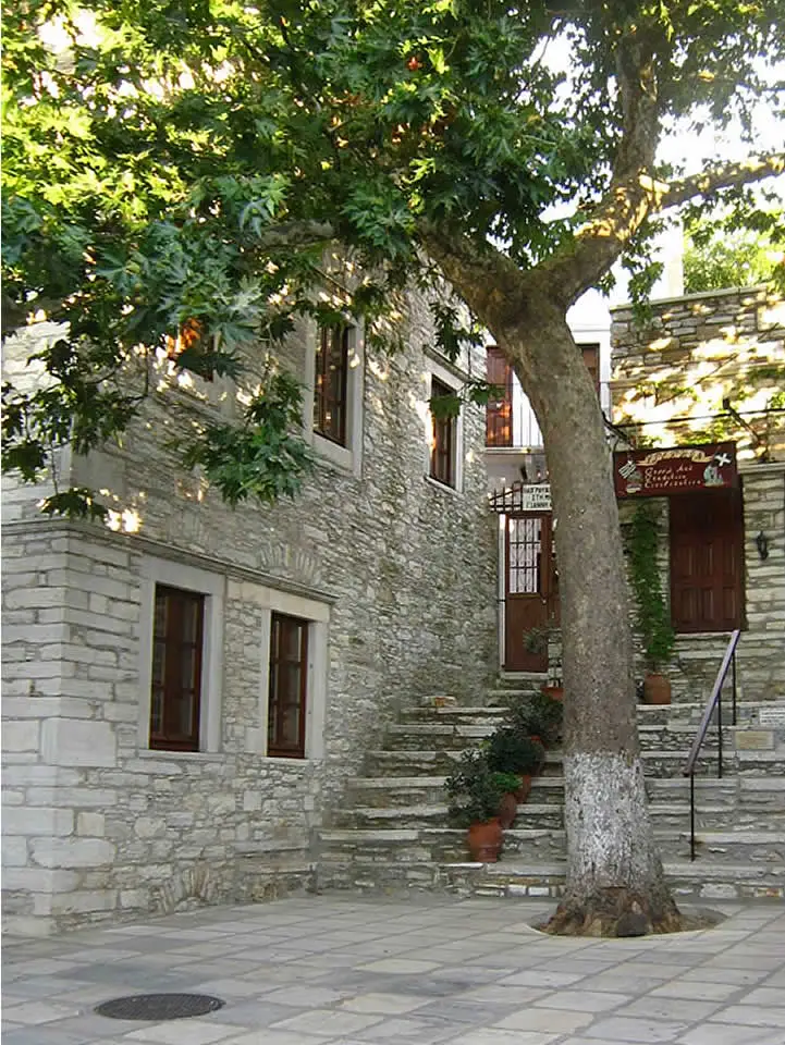 Απείρανθος πλάτσα